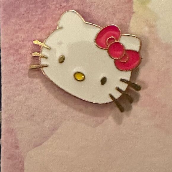 Hello Kitty Brooch Fashion Jewelry Awareness GIFT - Picture 1 of 5